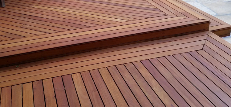 Redwood Decking Material in Winnetka, CA